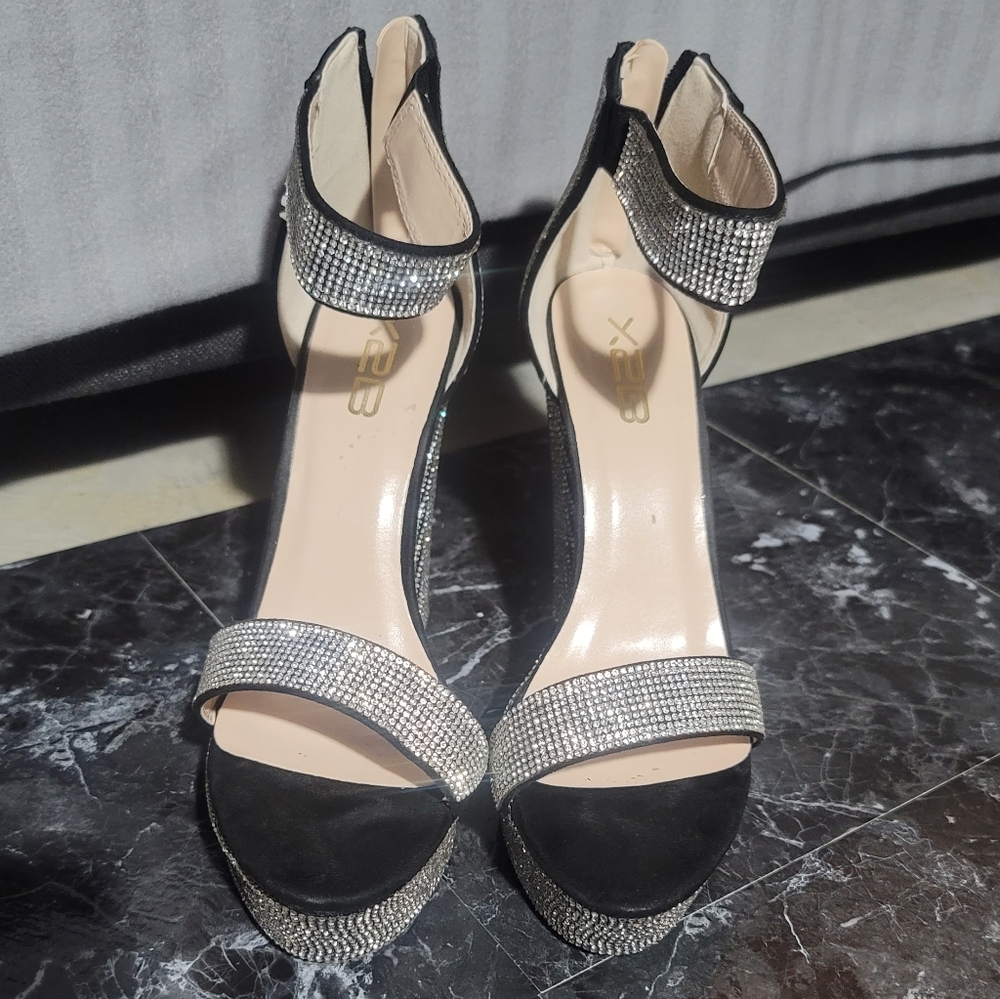 X2B Heels - Picture 2 of 6